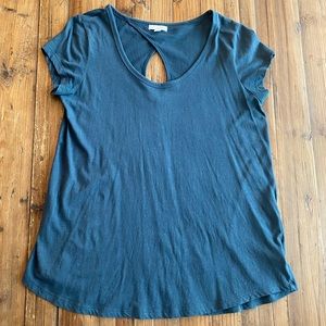 GAP tee with back detail